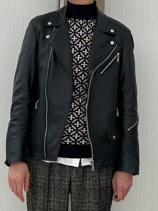 橋本さんの「DRESSTERIOR｜◆【本革】レザーライダースジャケット」を使ったコーディネート