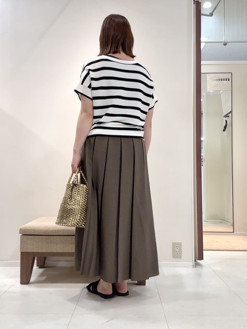 YUIさんの「UNTITLED｜メタリックメッシュトート」を使ったコーディネート