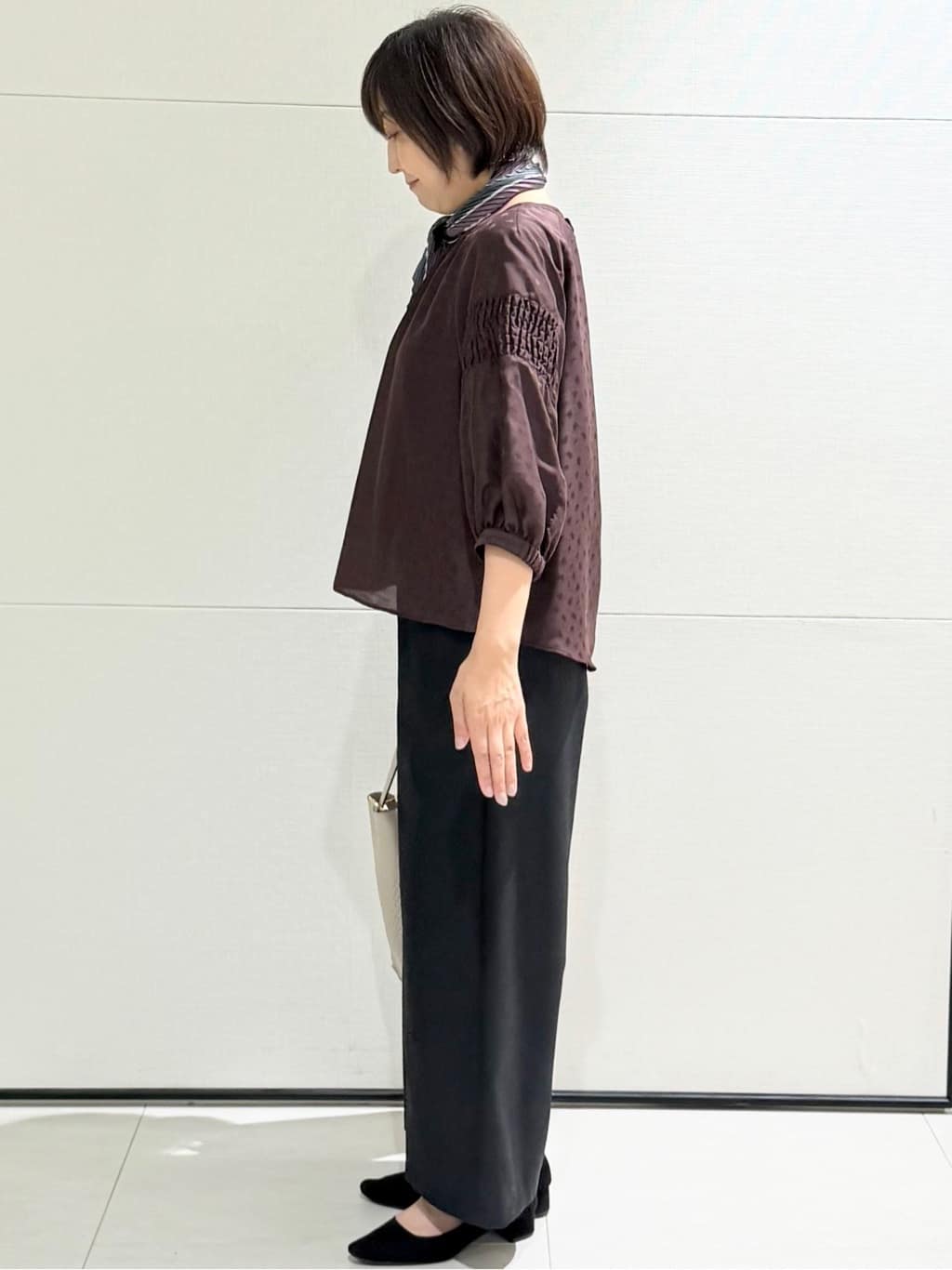 Satさんの「COUP DE CHANCE｜【一枚で着映える◎】レオパード風ジャカードブラウス」を使ったコーディネート