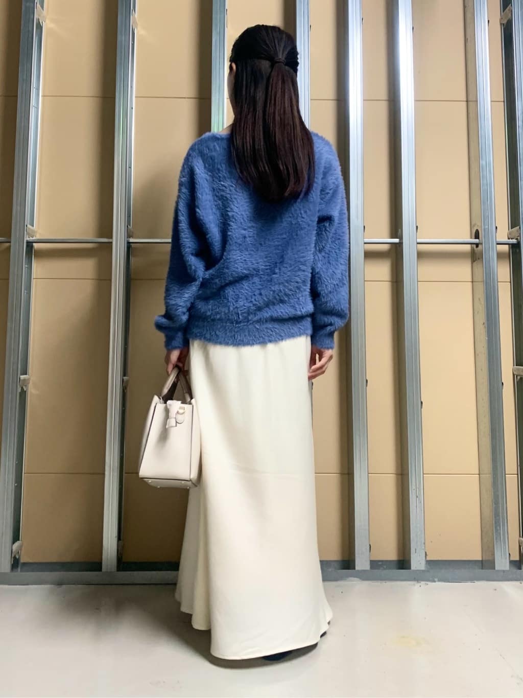 sahoさんの「THE SHOP TK｜【華やかで柔らか】ふわふわフェザーニット/洗える・前後2WAY」を使ったコーディネート