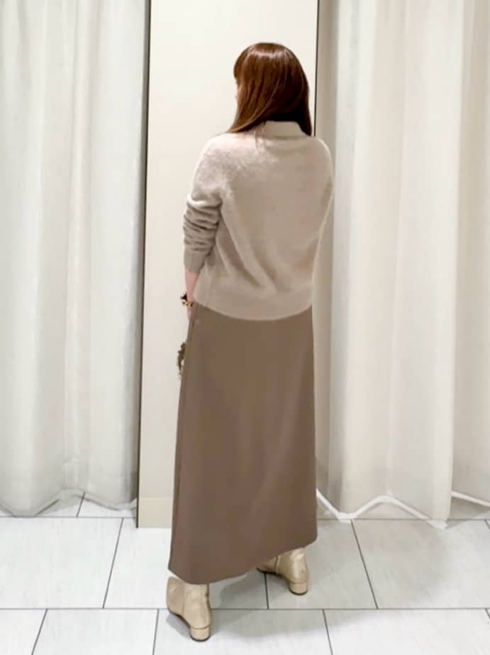 ʏᴜᴋɪᴋᴏさんの「UNTITLED｜【ふわふわニット/オンオフ使える】フォックスカシミヤ衿付きカーディガン」を使ったコーディネート
