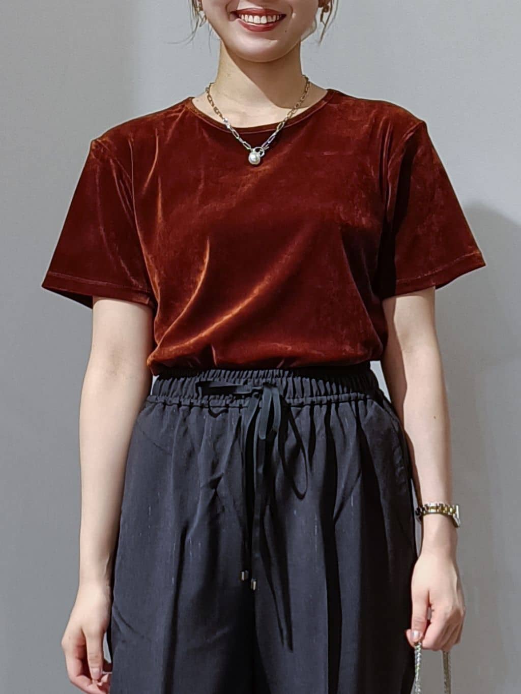 のんさんの「OPAQUE.CLIP｜フロッキーチュールTシャツ【洗濯機洗い可】」を使ったコーディネート