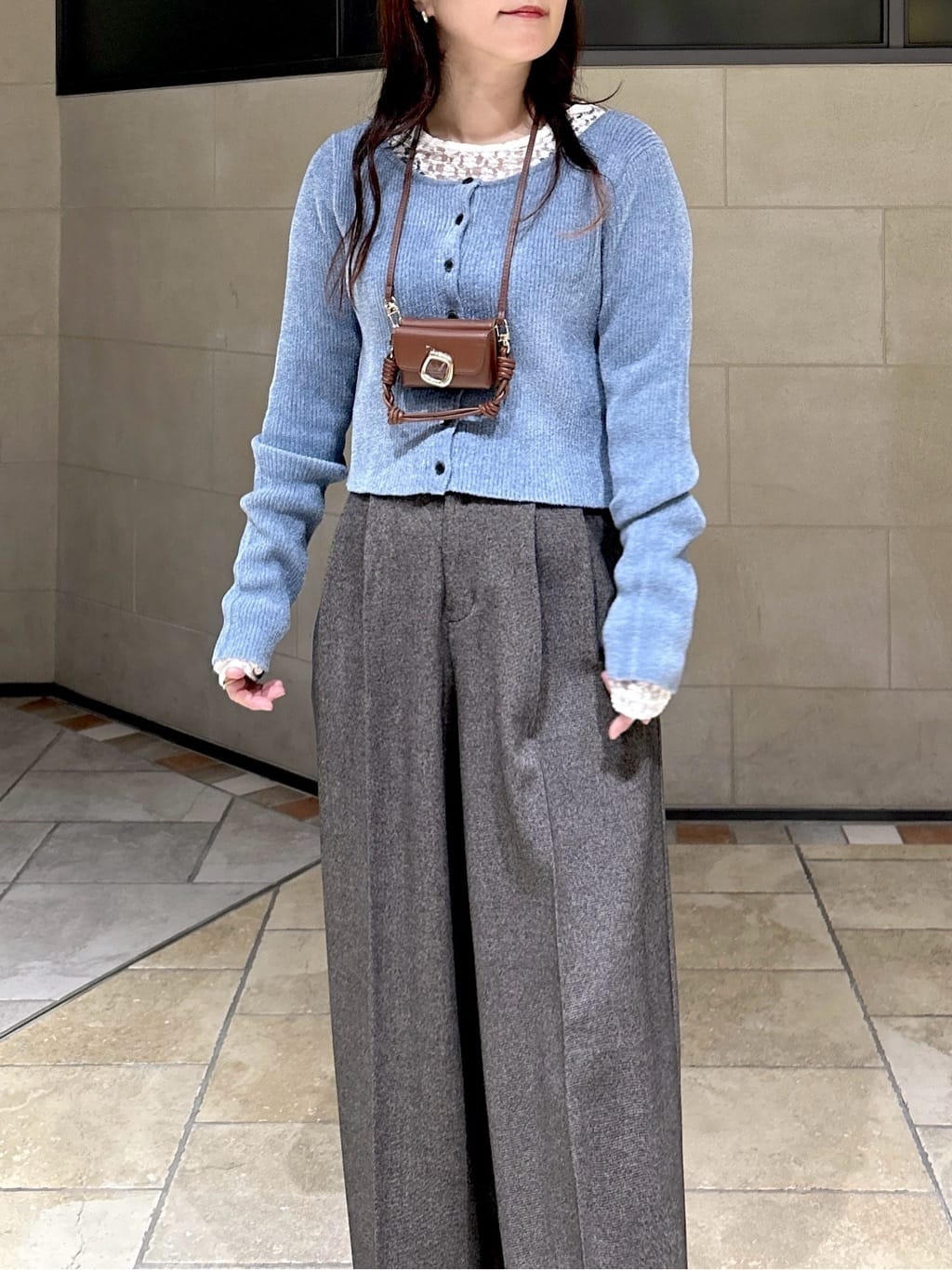 よねさんの「INDIVI｜ラウンドバックルベルト」を使ったコーディネート