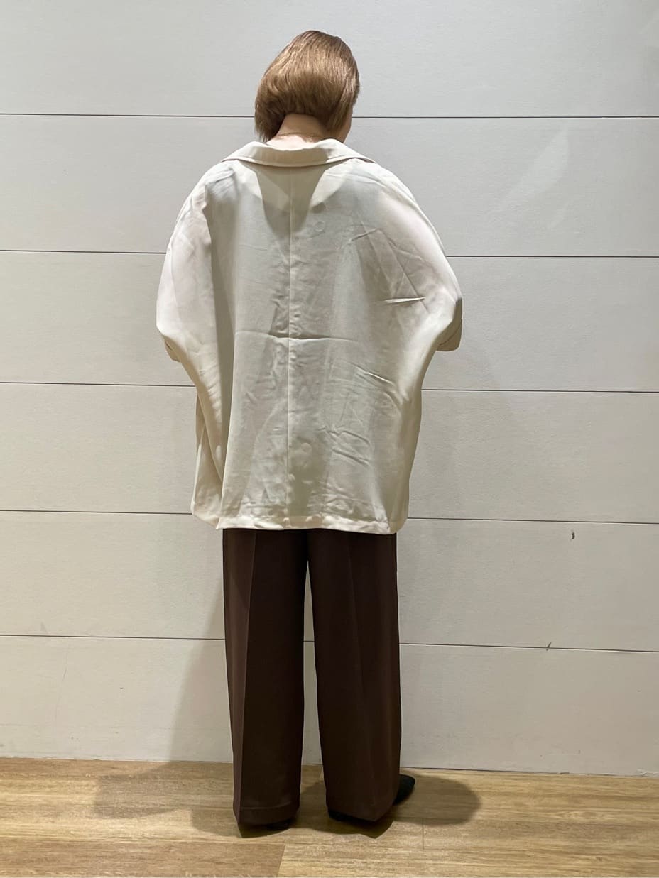 Ryoさんの「THE SHOP TK｜ドルマン半袖ジャケット【洗える】」を使ったコーディネート