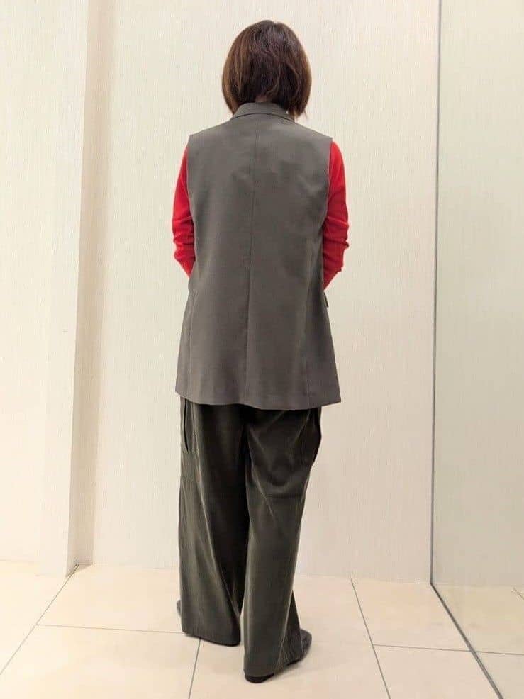 u-macoさんの「UNTITLED｜【8色展開/体型カバー】魅せるタイムレスニット」を使ったコーディネート