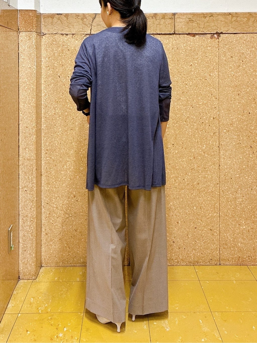 hattoriさんの「INDIVI｜【UVケア】モノグラム ボウタイデザインブラウス」を使ったコーディネート