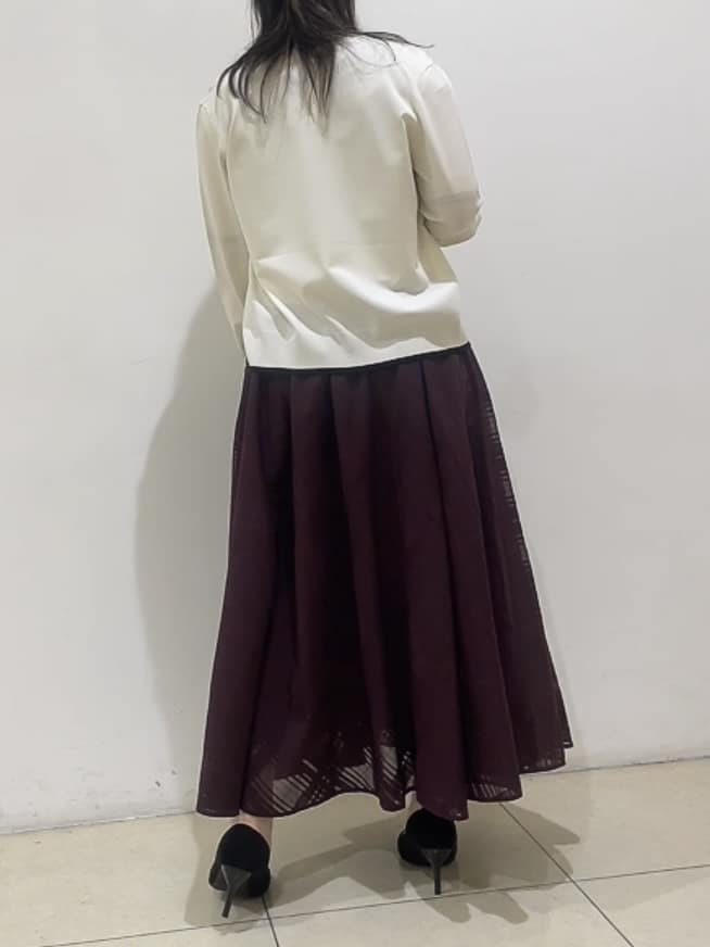 watanabeさんの「UNTITLED｜【アンサンブル可/薄手】ベーシッククルーネックカーディガン」を使ったコーディネート
