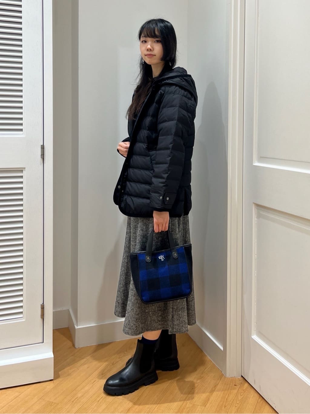 SAKIさんの「Dessin｜【撥水・2WAY】ミュラーダウンコートミドル丈」を使ったコーディネート