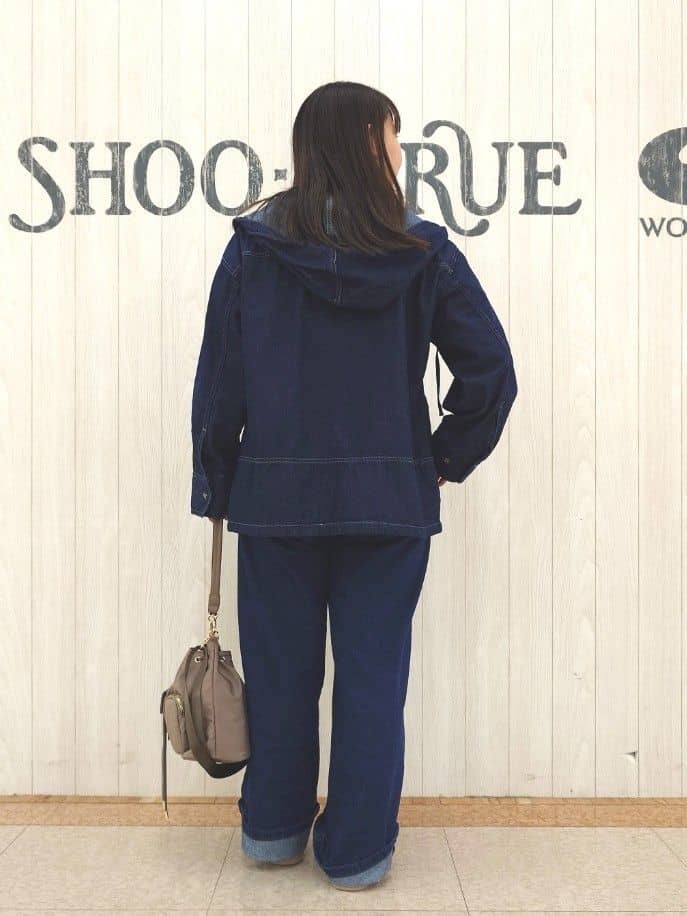 とろろさんの「SHOO･LA･RUE｜【S-LL】女性らしさ漂うハートネック テレコ5分袖トップス」を使ったコーディネート