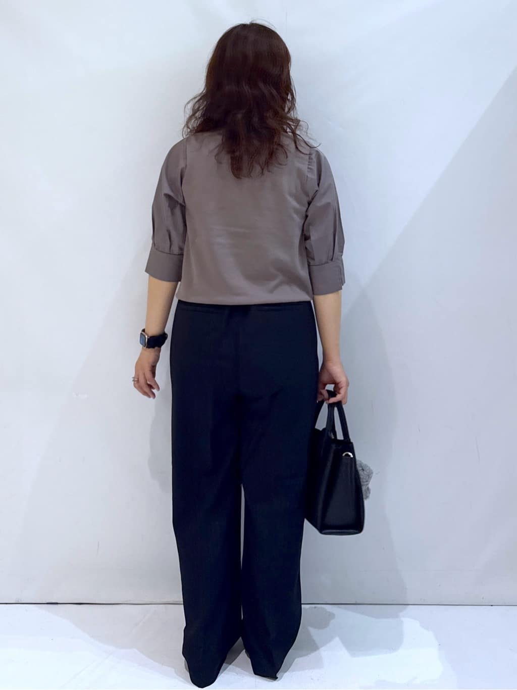 nakkoさんの「OPAQUE.CLIP｜ラメストライプイージーワイドパンツ／セットアップ可【洗濯機洗い可／防シワ／吸水速乾】」を使ったコーディネート