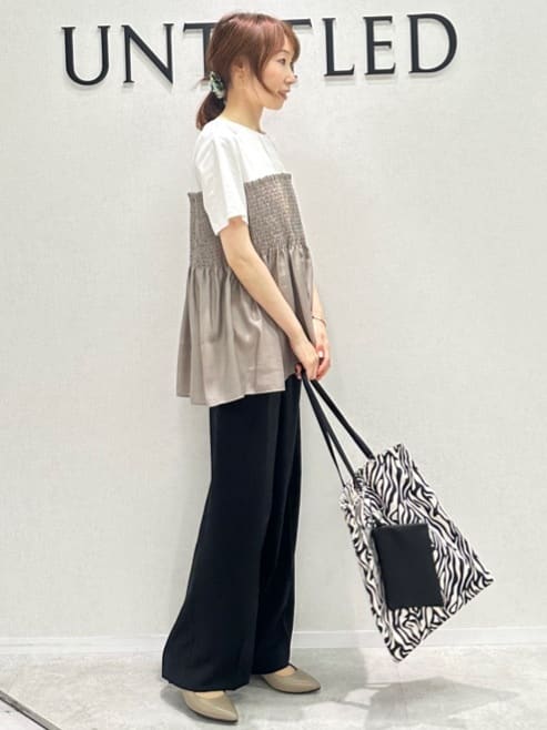 Miwaさんの「UNTITLED｜【コットン100/洗える/Tシャツ】シャーリングドッキングペプラム」を使ったコーディネート