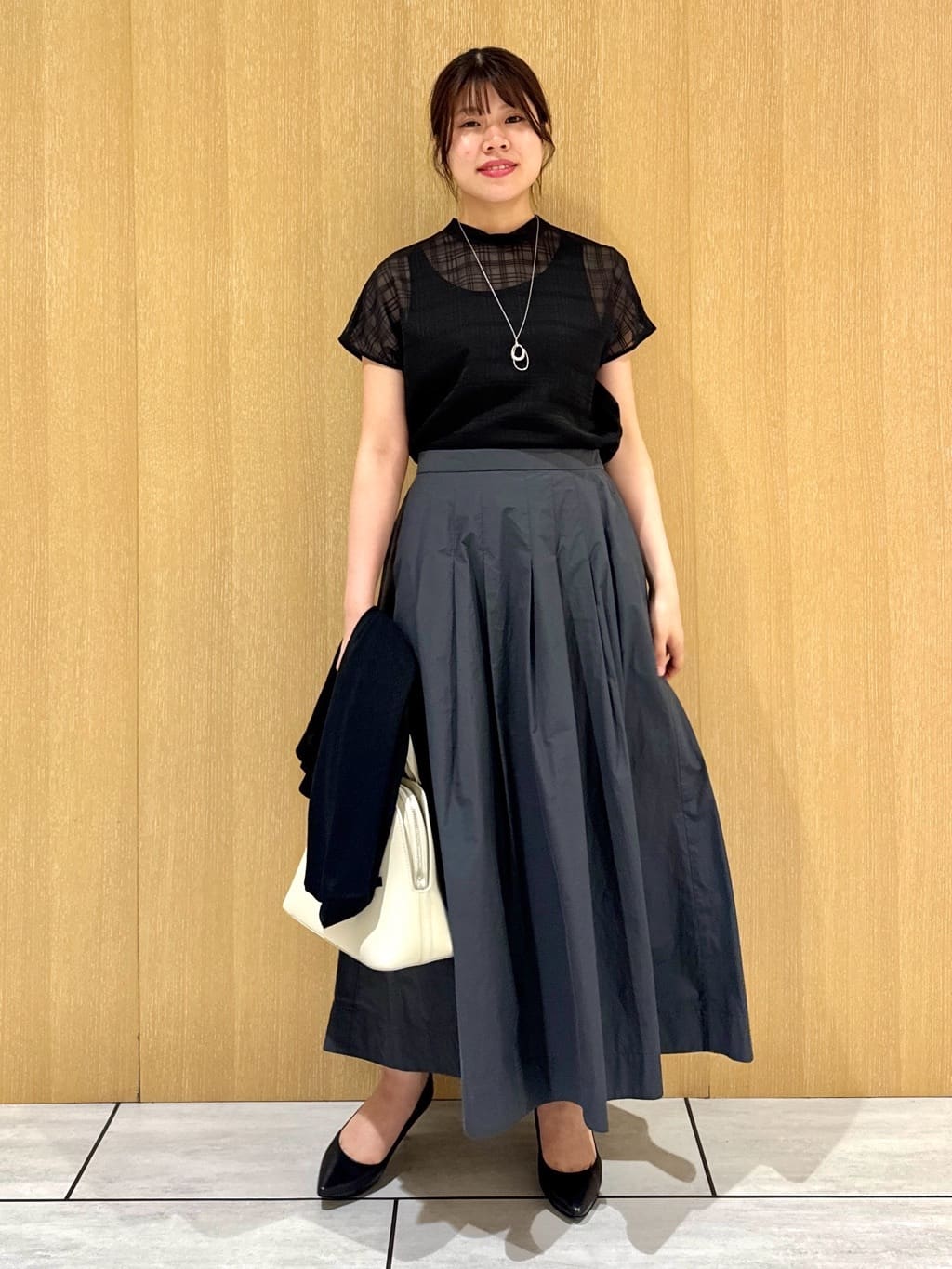 nanaさんの「UNTITLED｜【シアー】チェックスタンドネックブラウス」を使ったコーディネート