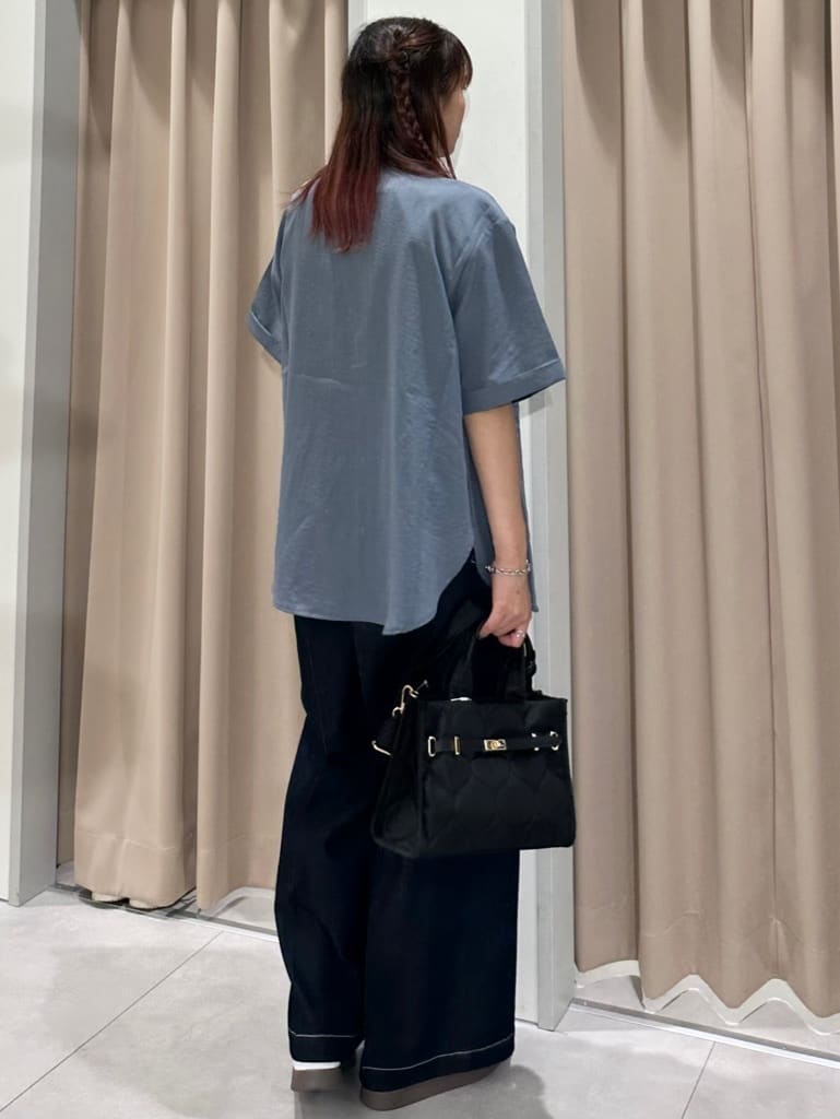 cottonさんの「THE SHOP TK｜合皮パイピングフレンチTシャツ【洗える】」を使ったコーディネート