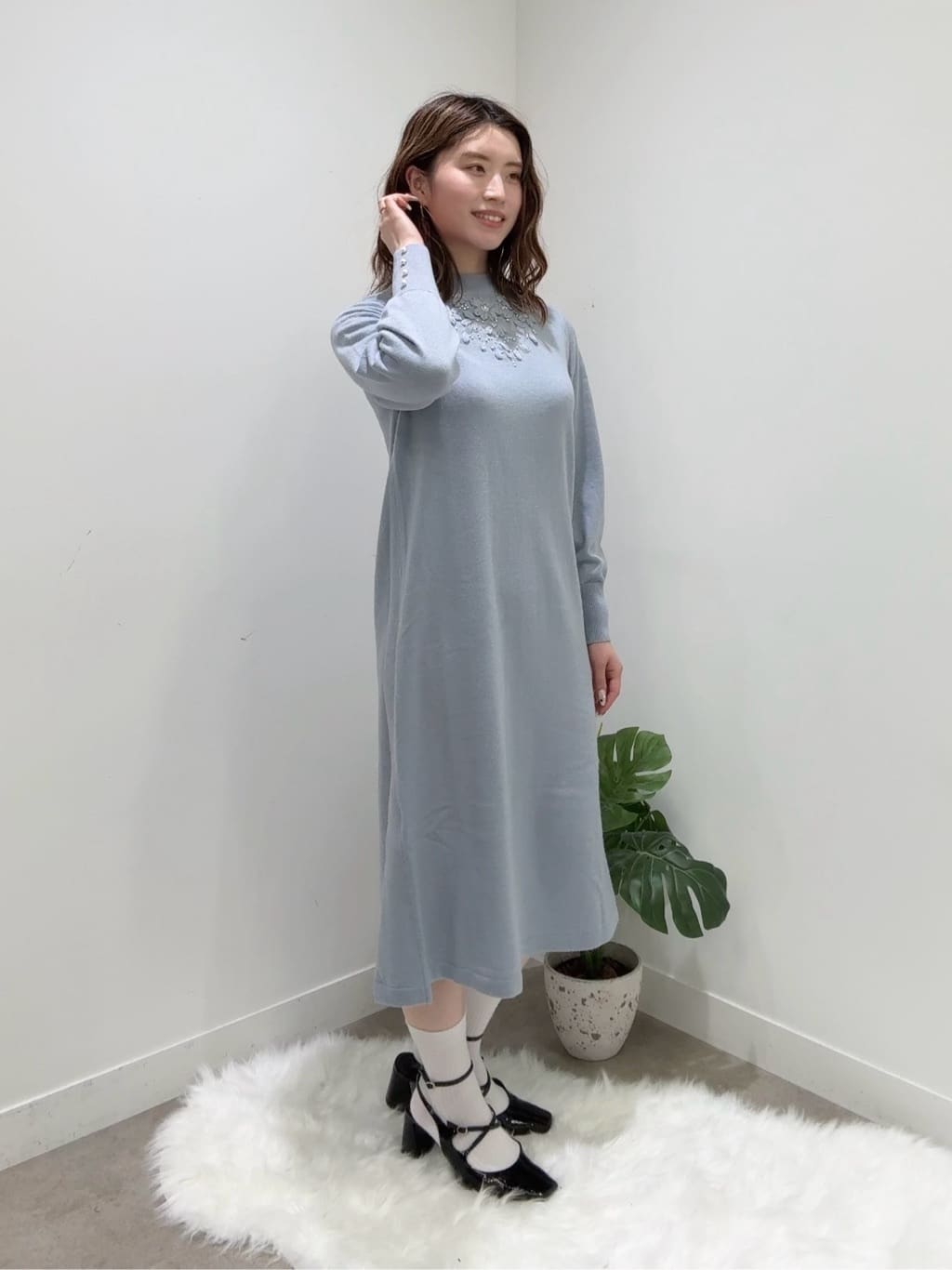 Suma Una本部スタッフさんの「SunaUna｜◆【冬を彩る異素材フェイクファーアウター】」を使ったコーディネート