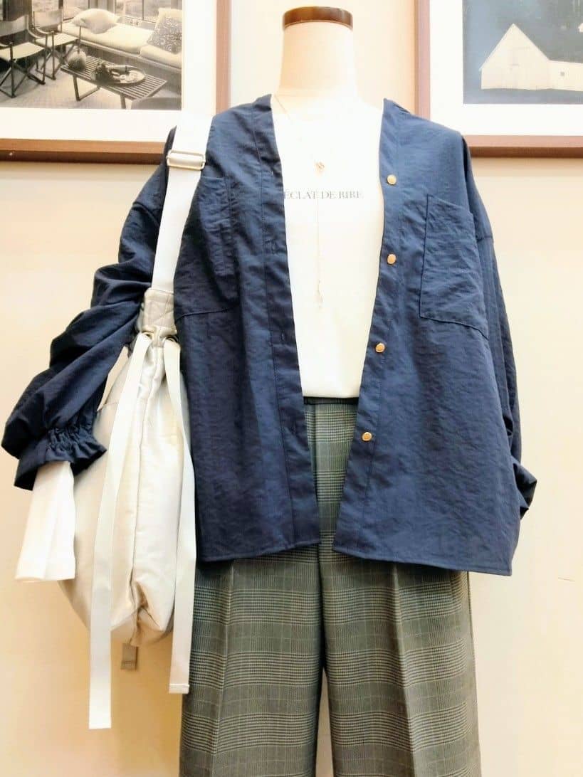 うっちーさんの「SHOO･LA･RUE｜【S-LL】美しく見せる ボートネックロンT」を使ったコーディネート
