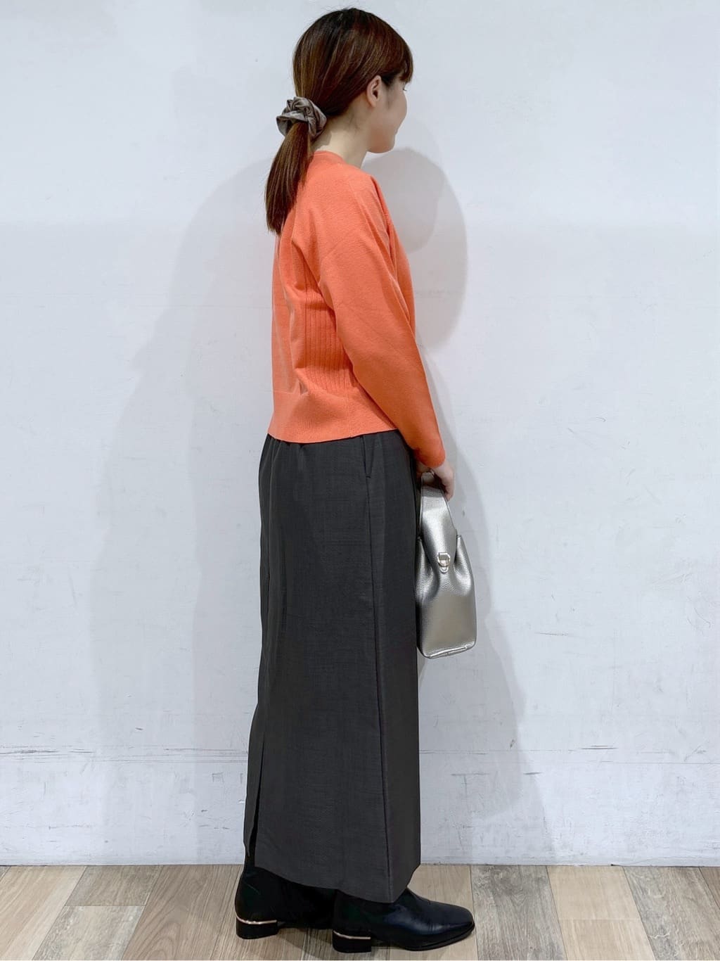 るーさんの「grove｜【カセット服】洗えるストレートシルエットスカート」を使ったコーディネート