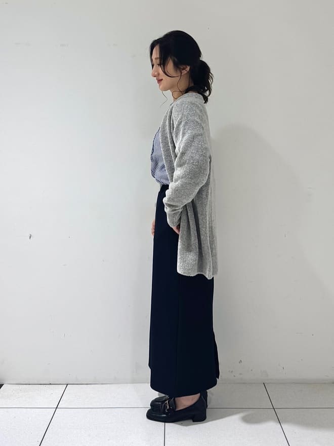 そんさんの「INDIVI｜【エアリー素材】ブークレ着流しニットカーディガン」を使ったコーディネート