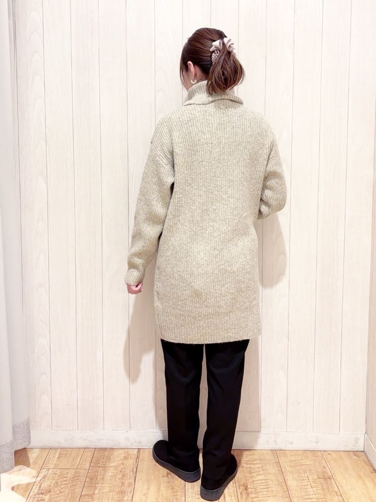 あいこさんの「SHOO･LA･RUE｜【洗濯機可/S-LL/体型カバー】女性らしい美シルエット チュニックニットワンピース」を使ったコーディネート