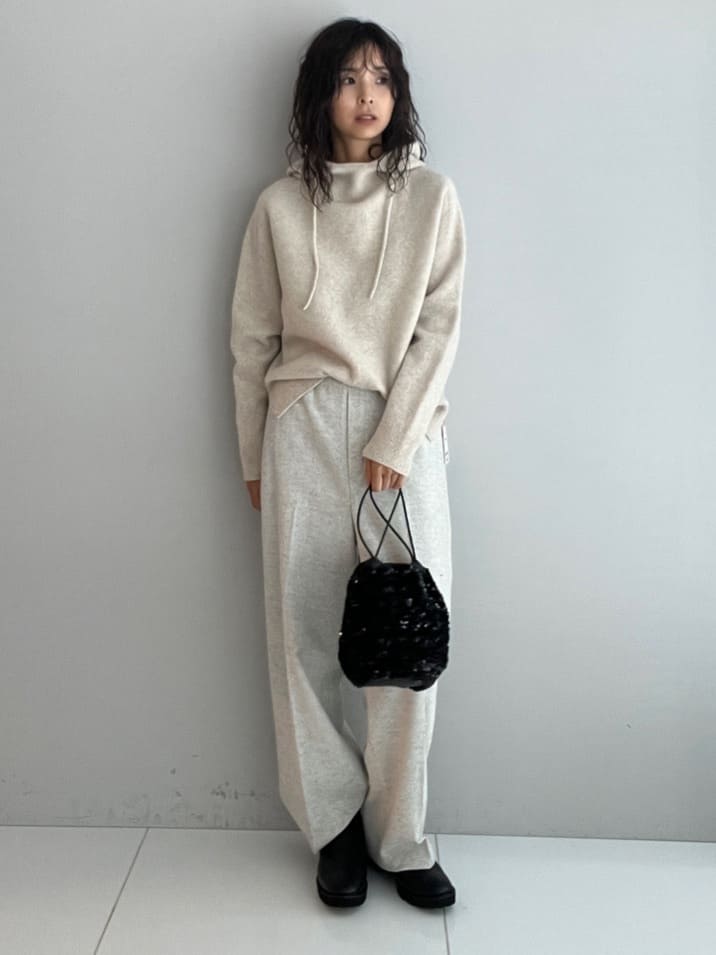 misaさんの「DRESSTERIOR｜スパンコール2WAY巾着バッグ」を使ったコーディネート
