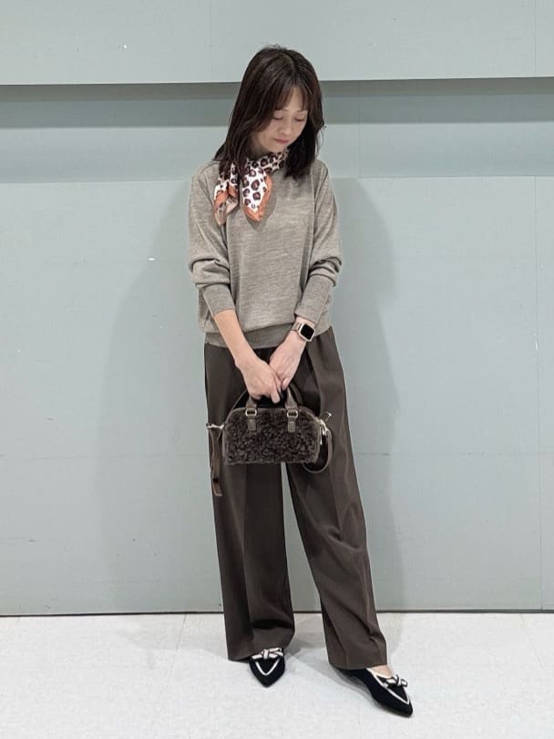 makiさんの「UNTITLED｜【アンサンブル可/洗える】シルクウールカシミヤ ドルマンスリーブニット」を使ったコーディネート
