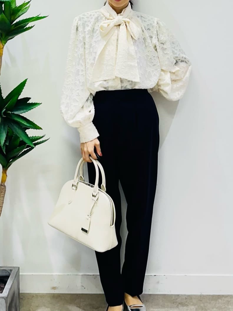 Miwaさんの「UNTITLED｜【仕事着/スーツ】ファンシーツイード ジャケット」を使ったコーディネート