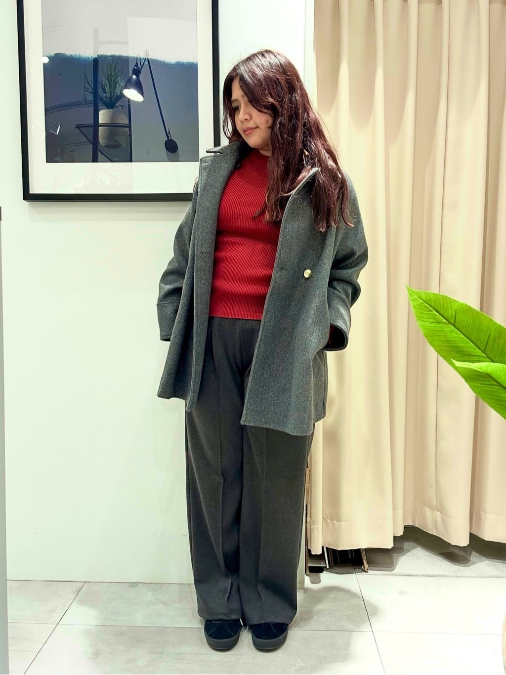 しえみさんの「THE SHOP TK｜【品よく魅せる】フレアスリーブ リブニット/毛玉になりにくい/静電気防止/洗濯機OK」を使ったコーディネート