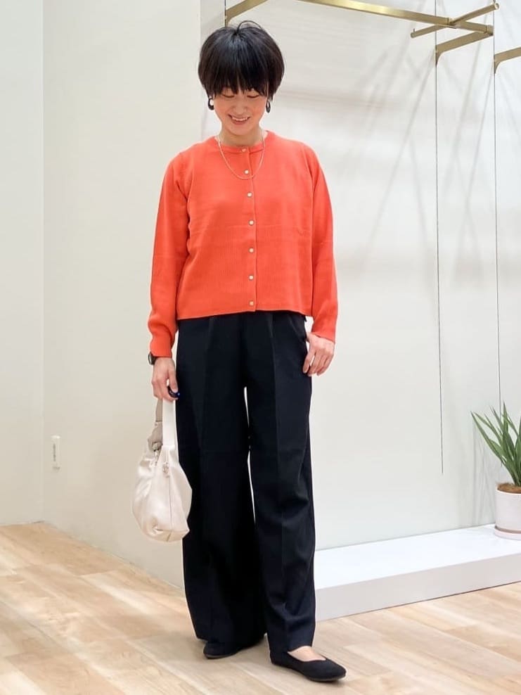 Keiさんの「grove｜洗えるフェザーニットパンプス」を使ったコーディネート
