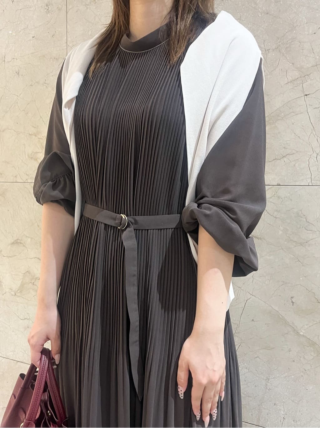 まひるさんの「index｜《5色展開／S-3Lサイズ》プリーツフレアワンピース【洗濯機OK／防シワ】」を使ったコーディネート