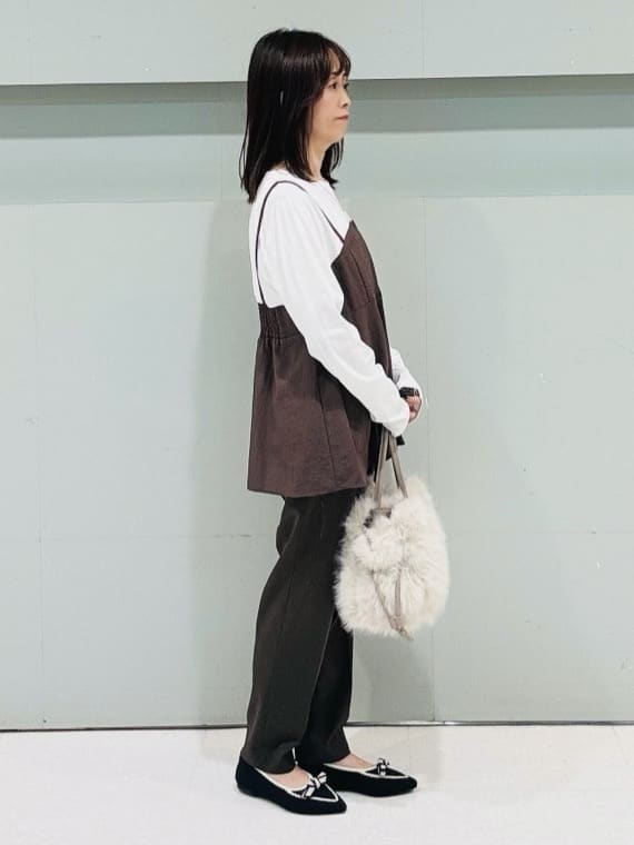 makiさんの「UNTITLED｜【洗える/ゆったりシルエット】ビスチェドッキング　プルオーバー」を使ったコーディネート