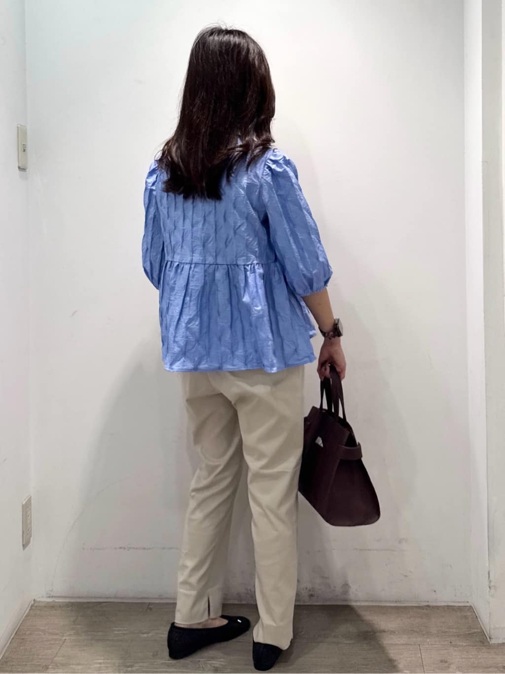 yuicciさんの「OPAQUE.CLIP｜《S-LLサイズ》ハイストレッチスティックパンツ【洗濯機洗い可／接触冷感】」を使ったコーディネート