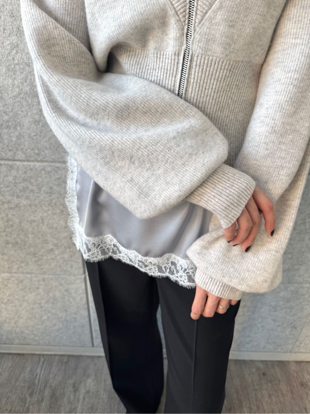 uchi__yamaさんの「CODE A｜zip form cardigan」を使ったコーディネート