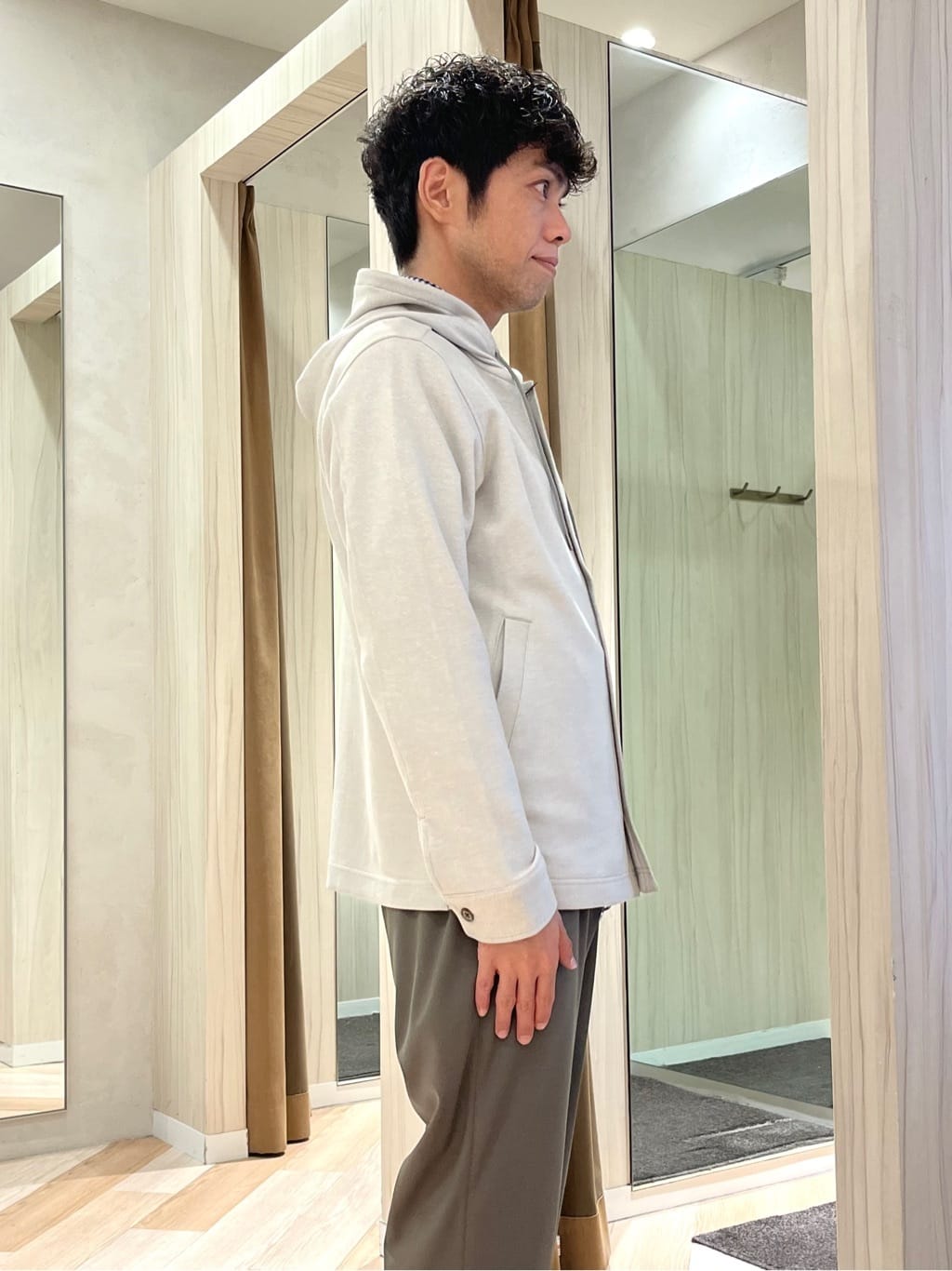 URAさんの「TAKEO KIKUCHI｜チェックボーラーガーゼシャツ」を使ったコーディネート