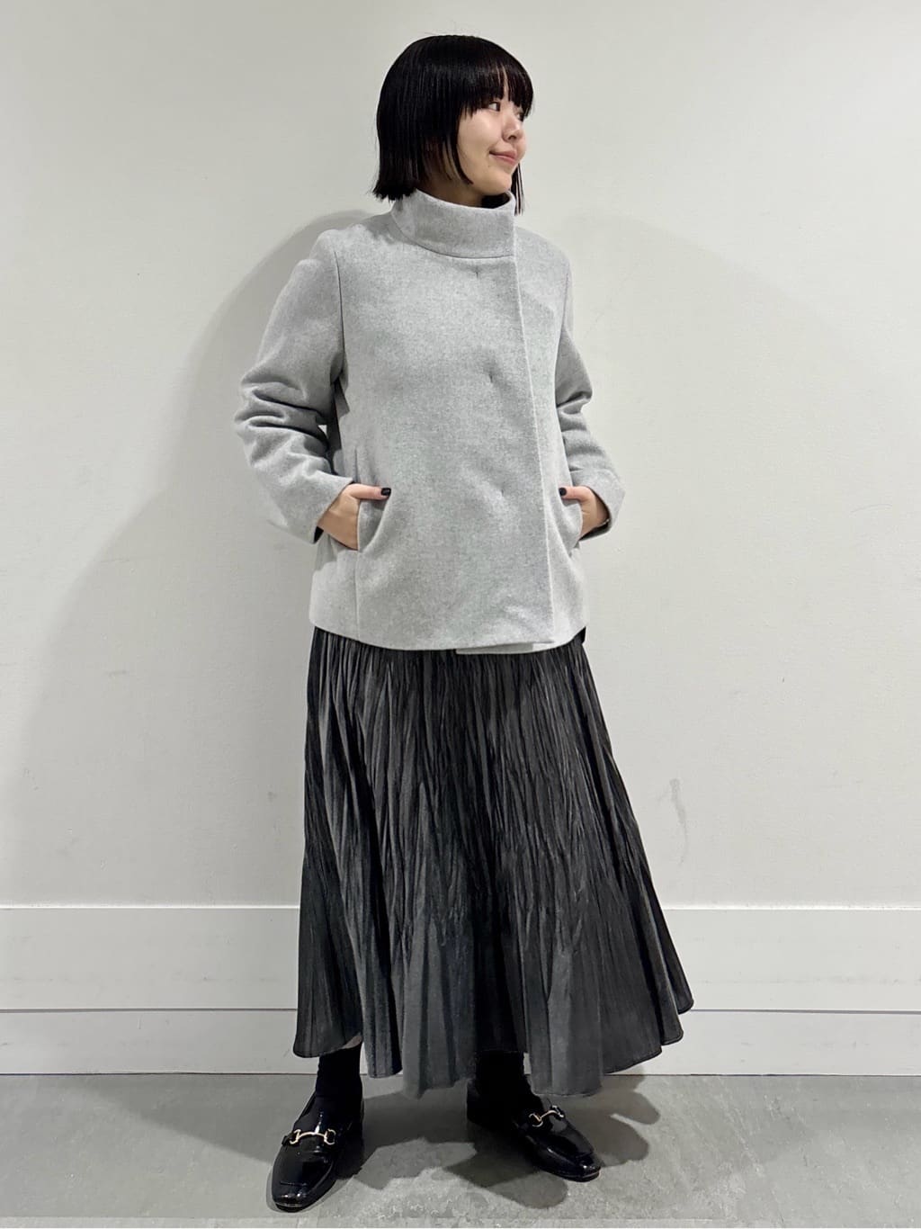 モエカさんの「UNTITLED｜【着回しが効く／オンオフアウター】ウールショートコート」を使ったコーディネート