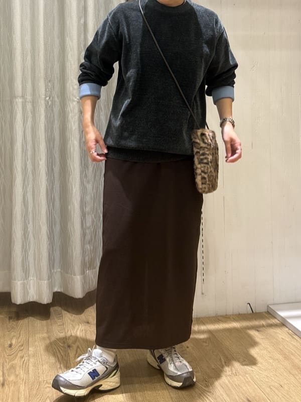 ga_riさんの「THE SHOP TK｜【触れるたびに心地良い】ライトモールニット　洗濯機OK/ユニセックスでおすすめ！」を使ったコーディネート