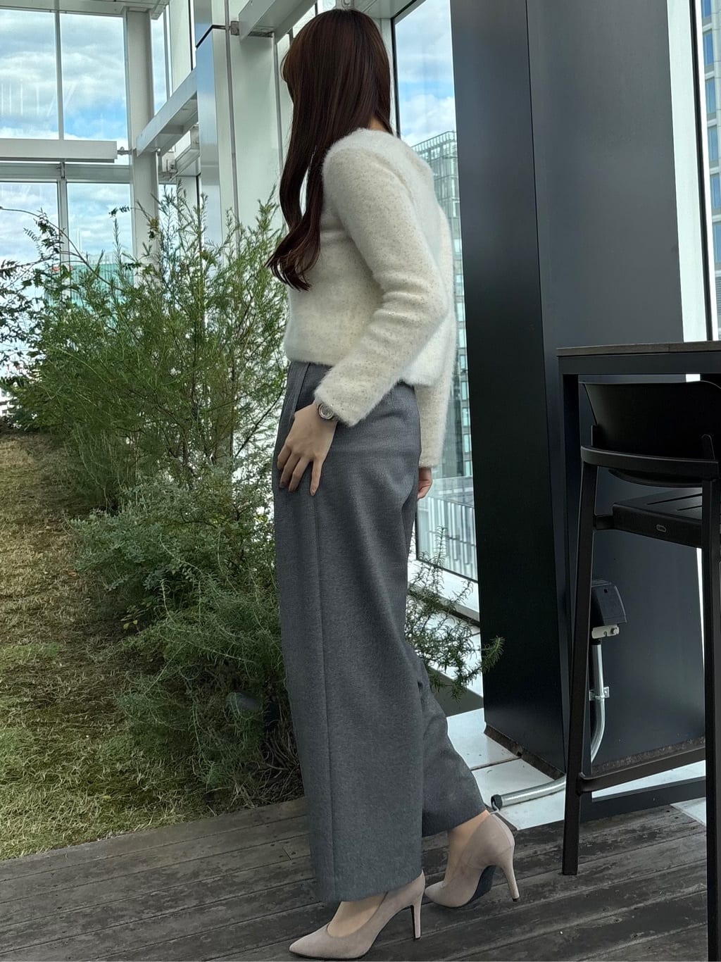 sayaさんの「COUP DE CHANCE｜【フォックス混】ショート丈ニットトップス」を使ったコーディネート