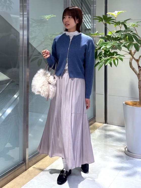 yukaさんの「UNTITLED｜【ゆったりサイズ／着丈短め】ジップニットカーディガン」を使ったコーディネート