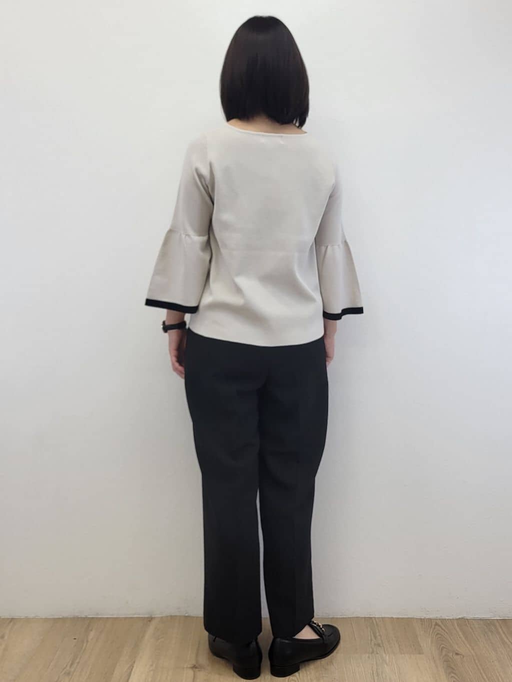 LISAさんの「OPAQUE.CLIP｜美脚イージーワイドパンツ【防シワ／洗濯機洗い可／抗ピル／ストレッチ】《丈が選べる／SS-LLサイズ／」を使ったコーディネート