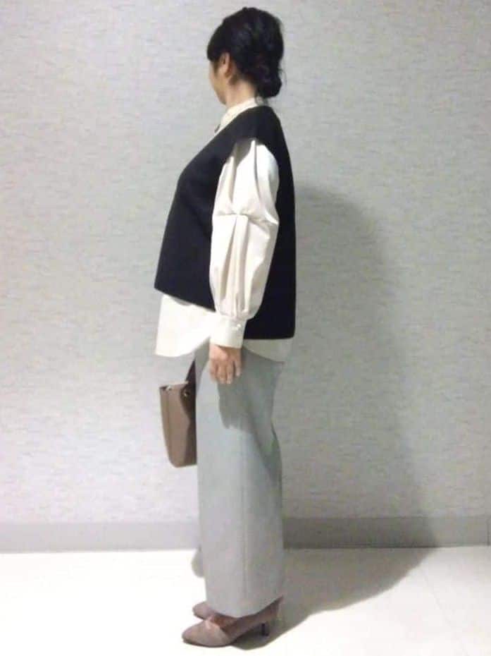 sakoさんの「Reflect｜【さらっと一枚で決まる／重ね着にもおすすめ◎】タックスリーブシャツブラウス」を使ったコーディネート
