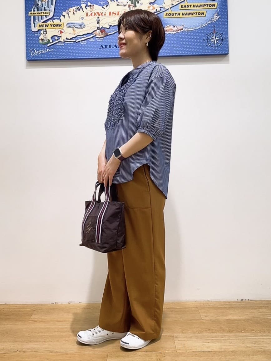 Hamaさんの「Dessin｜【洗える】フリルバンドカラー五分袖ブラウス」を使ったコーディネート