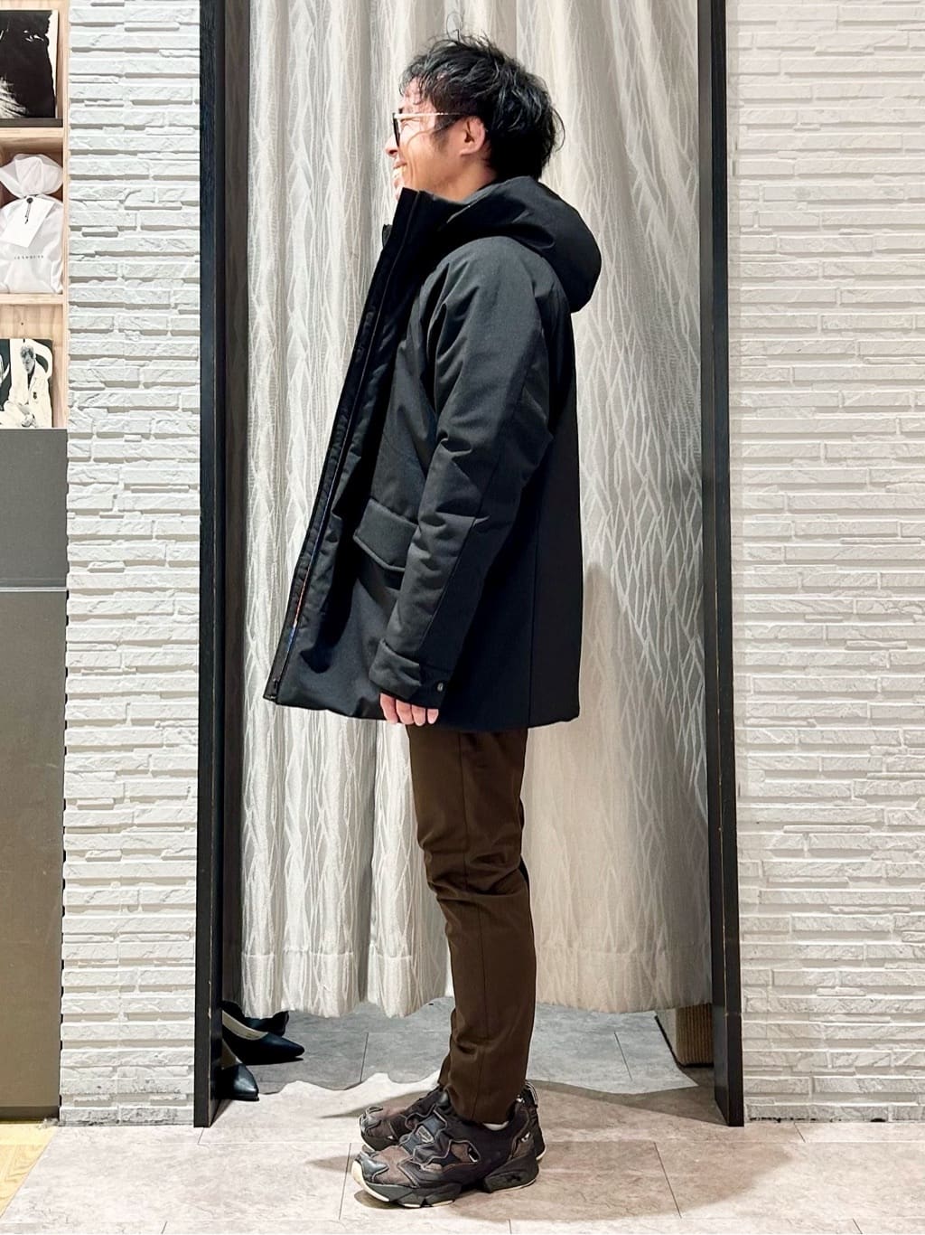 KENJI Iさんの「THE SHOP TK｜【軽くて、暖かい】SORONA／ソロナ 中綿ブルゾン 防風/軽量/洗濯機OK/フード脱着可」を使ったコーディネート