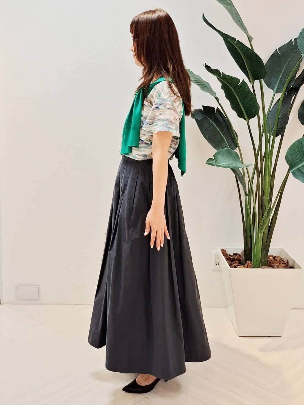 YuKaRiさんの「UNTITLED｜【手洗い可／日本製】プリント柄ブラウス」を使ったコーディネート