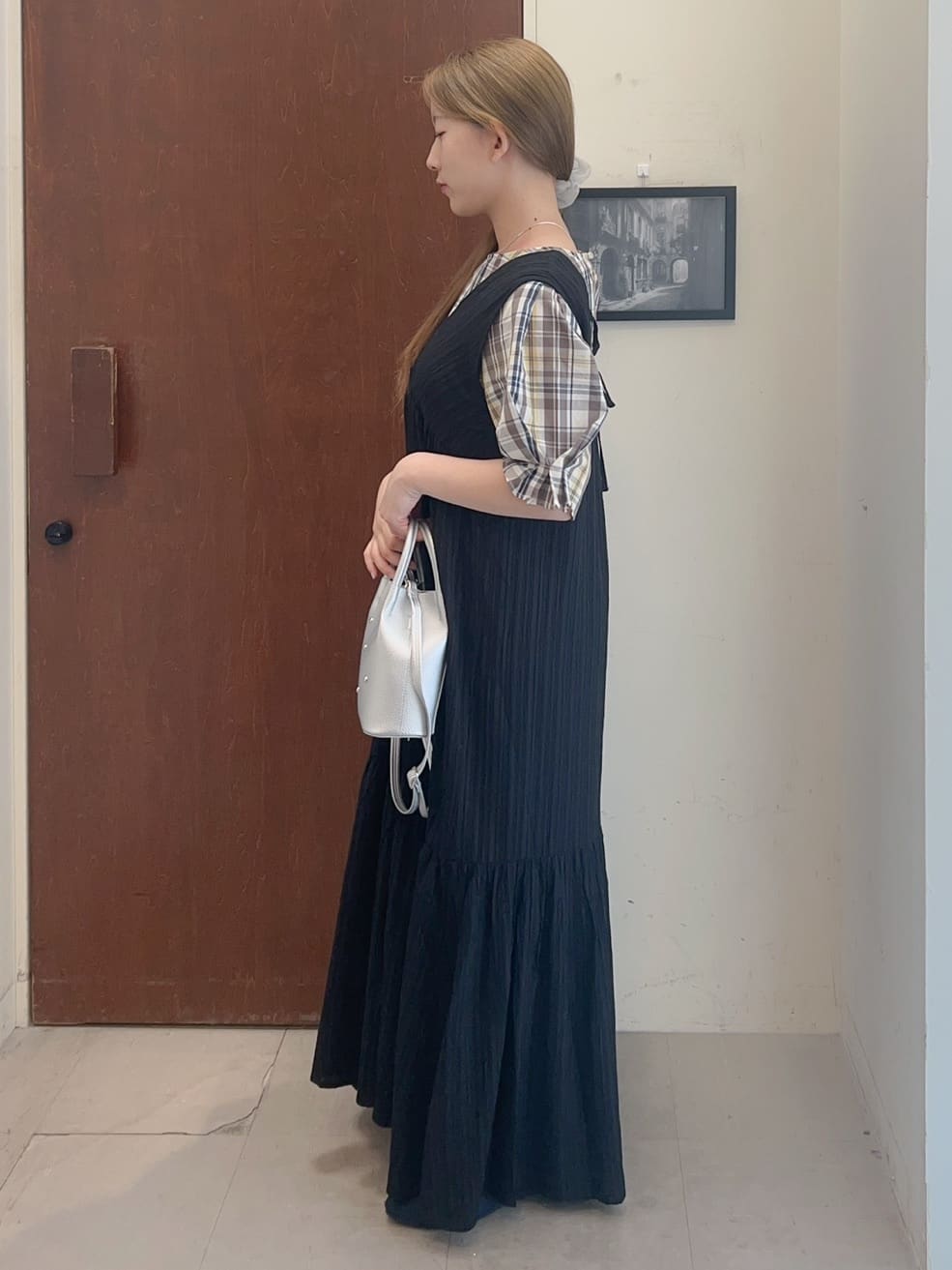 reonさんの「SHOO･LA･RUE｜【S-LL】後ろ姿も抜かりなく 1枚でサマ見え ティアードワンピース」を使ったコーディネート