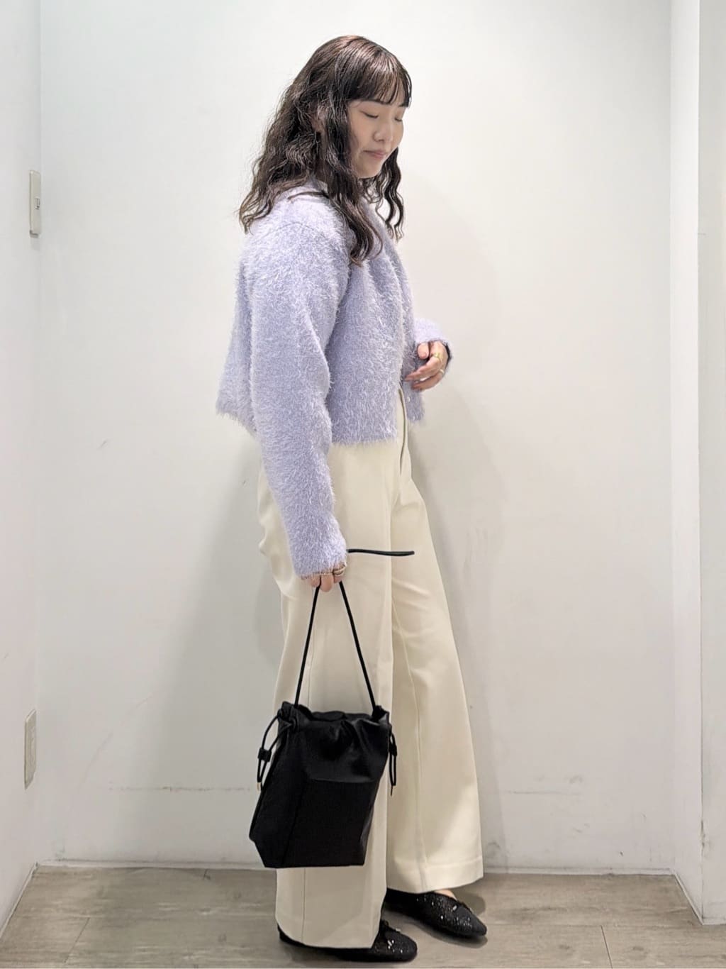 sumicaさんの「OPAQUE.CLIP｜ロングロゴTシャツ【洗濯機OK】」を使ったコーディネート