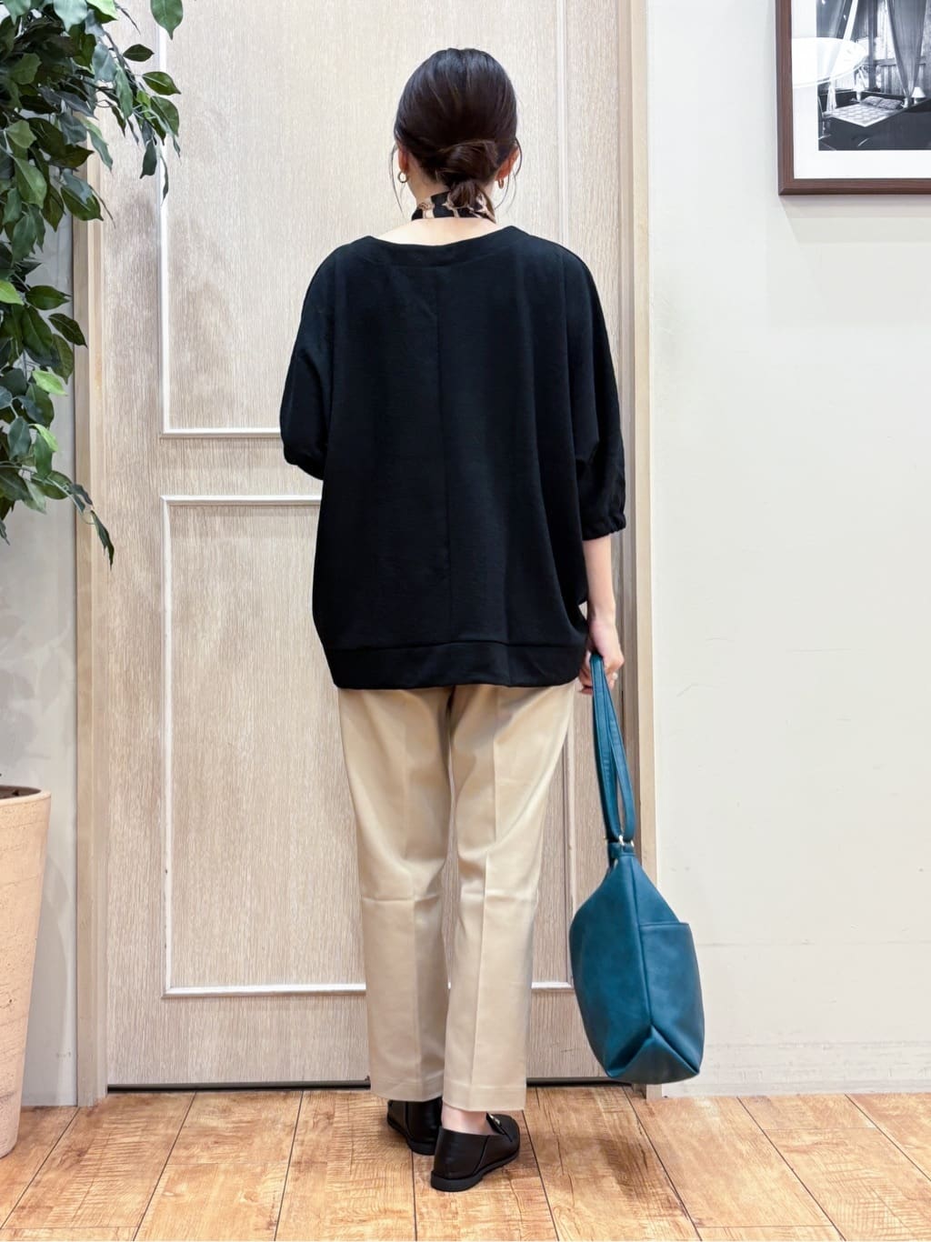 なみさんの「SHOO･LA･RUE｜【S-LL/7分袖】ゆるシルエットが心地よい ドルマントップス」を使ったコーディネート