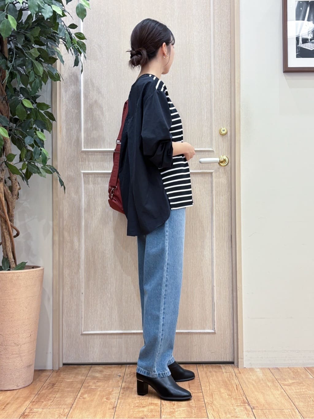 なみさんの「SHOO･LA･RUE｜【S-LL】インせず決まる 背中タック入り パフ袖トップス」を使ったコーディネート