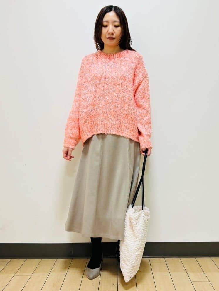 miiiさんの「Reflect｜【一枚で着映え◎／ゆったり着られるワンサイズ】スパンコール&times;ラメニット」を使ったコーディネート