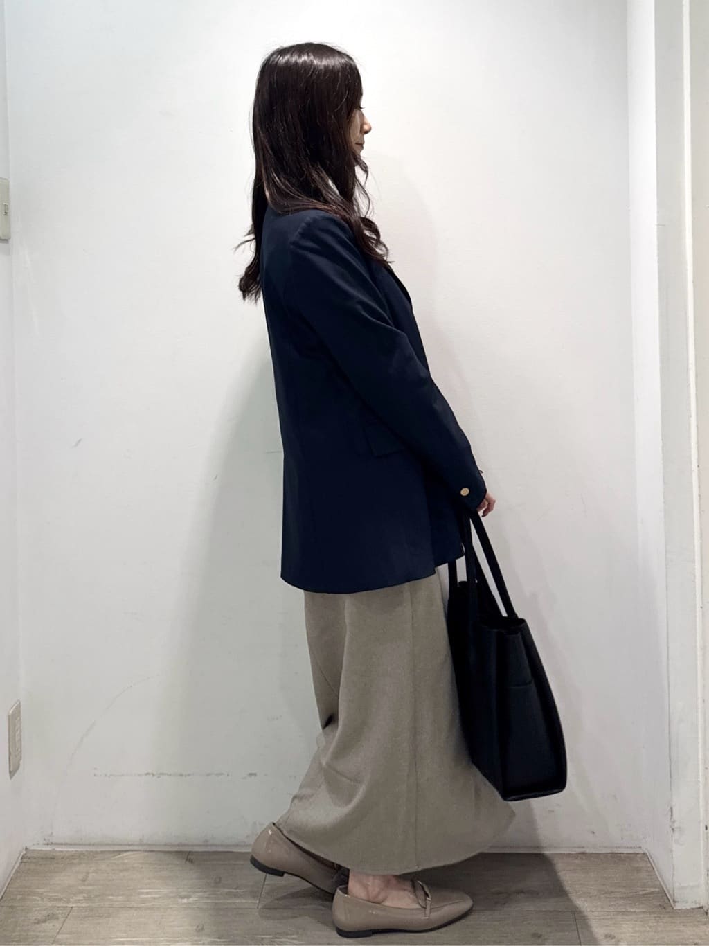 yuicciさんの「OPAQUE.CLIP｜ストレッチダブルポケットタイトスカート【洗える】」を使ったコーディネート