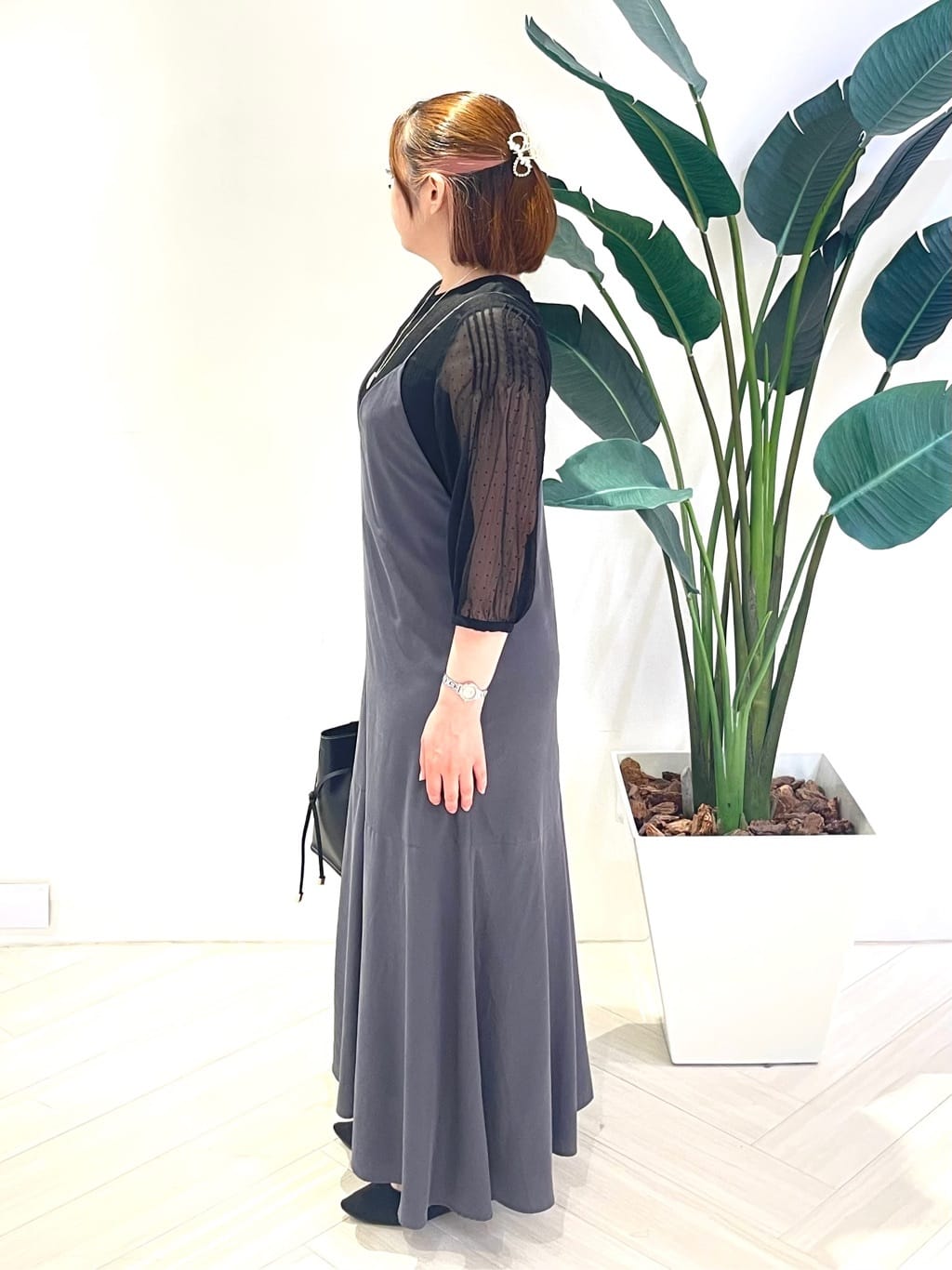 Tomoさんの「UNTITLED｜フロッキードットブラウス」を使ったコーディネート