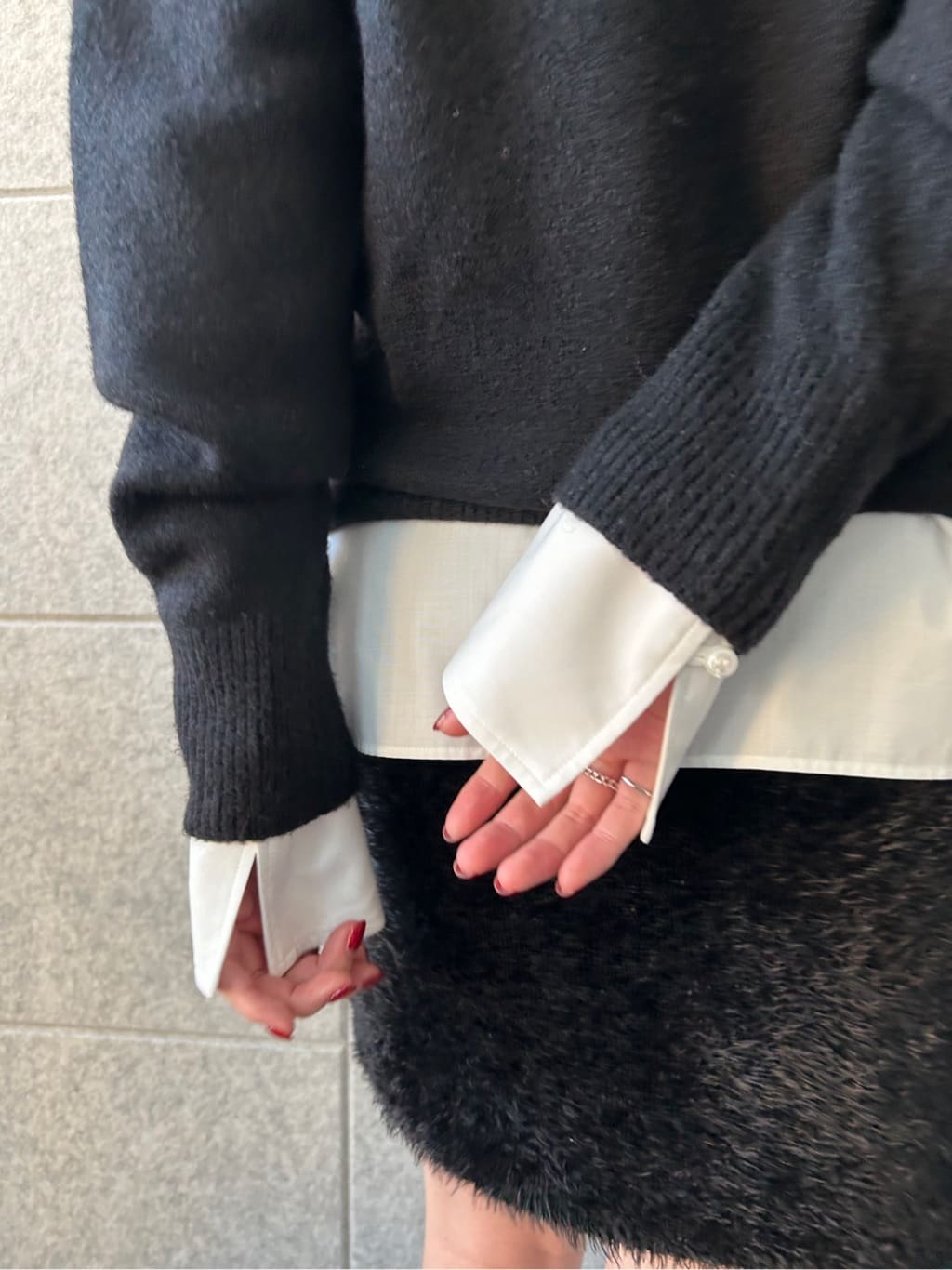 honoka Aさんの「CODE A｜M cloudy over V pullover」を使ったコーディネート