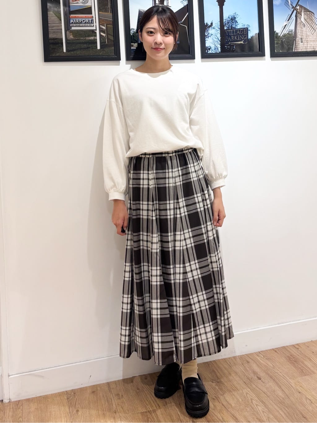Ririkaさんの「Dessin｜【360度可愛い・洗える】バックヘンリーカットソー」を使ったコーディネート